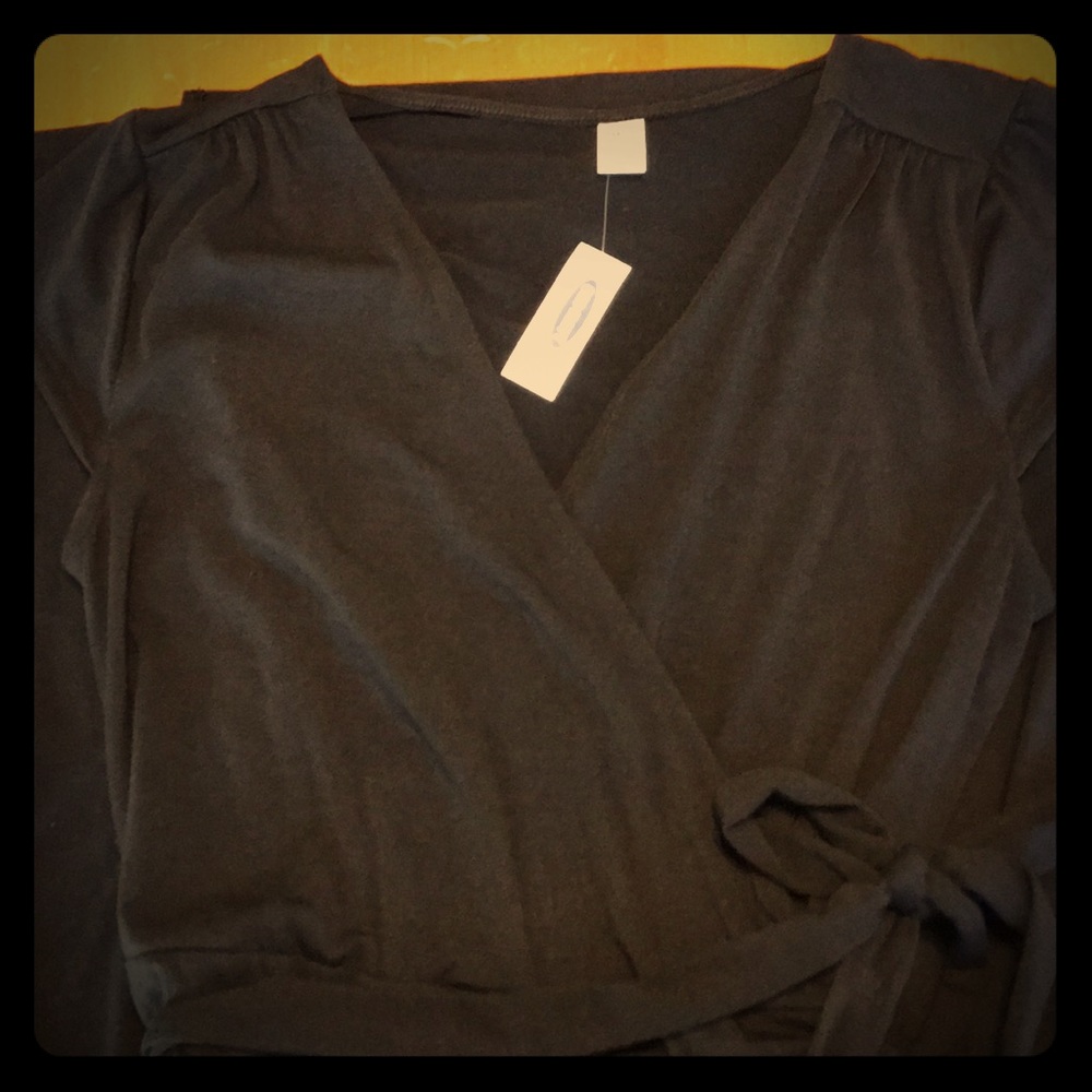 Old Navy NWT wrap dress, black, Large